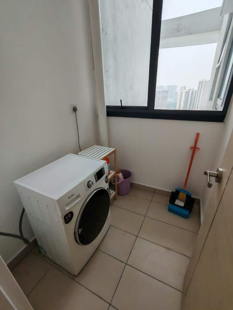 Condo Macrolink 7