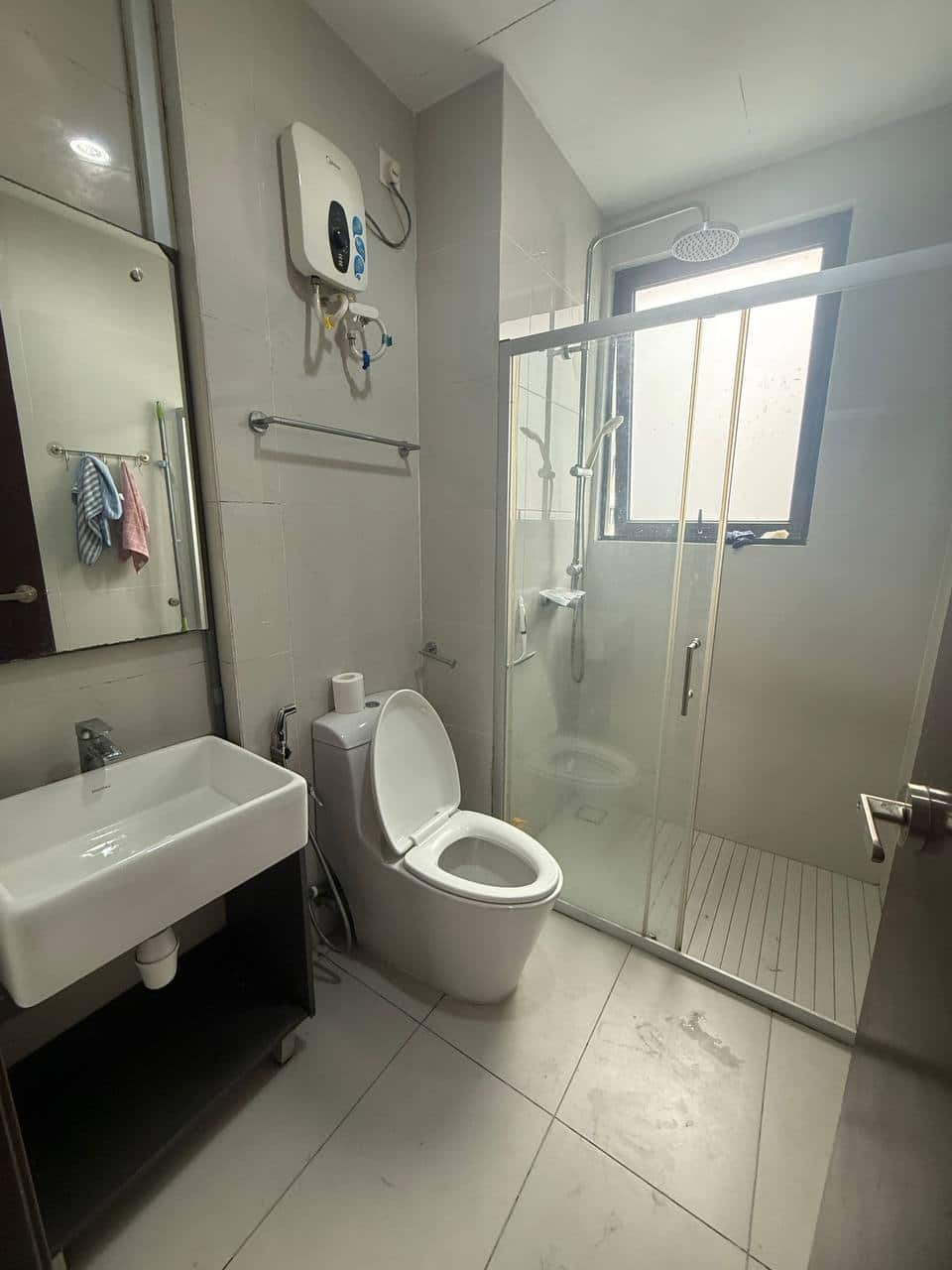 Service Apartment 9