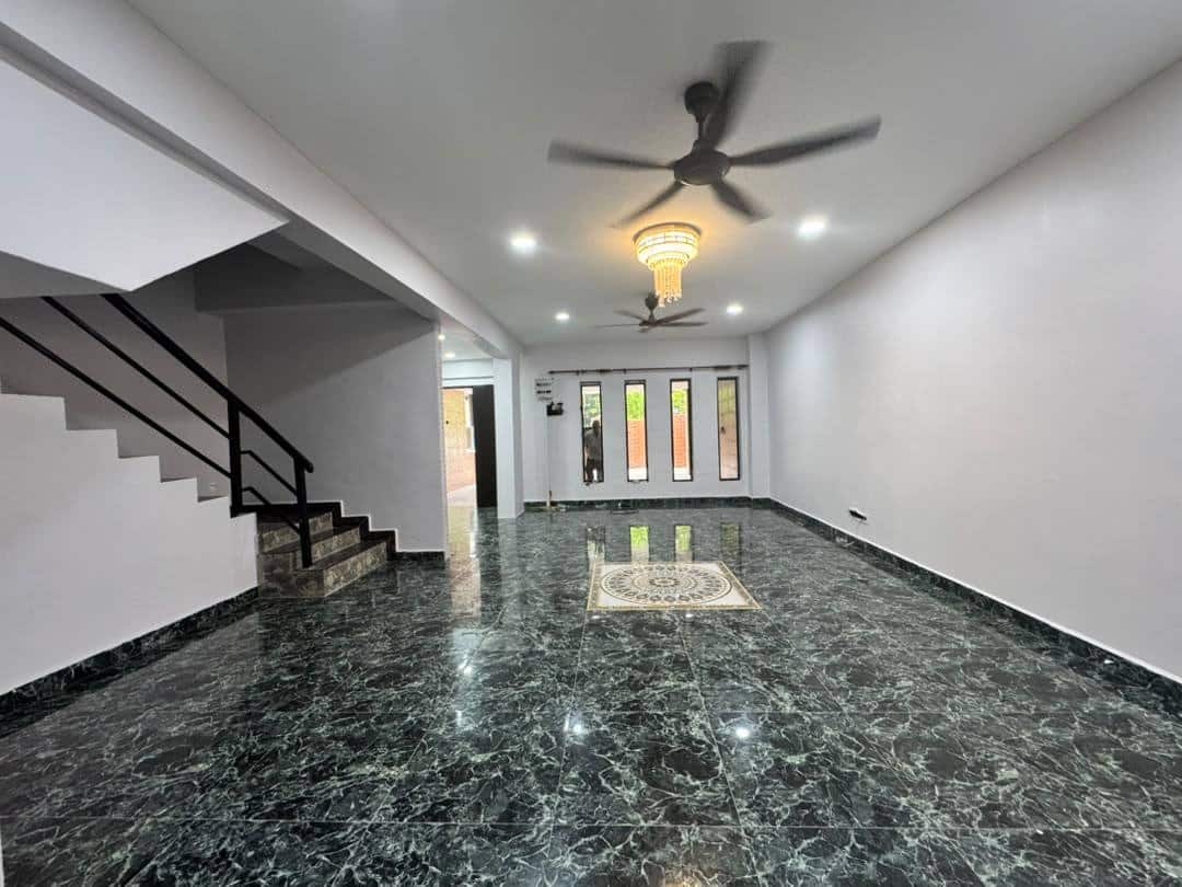 Double Storey Terrace House Permas Jaya 1
