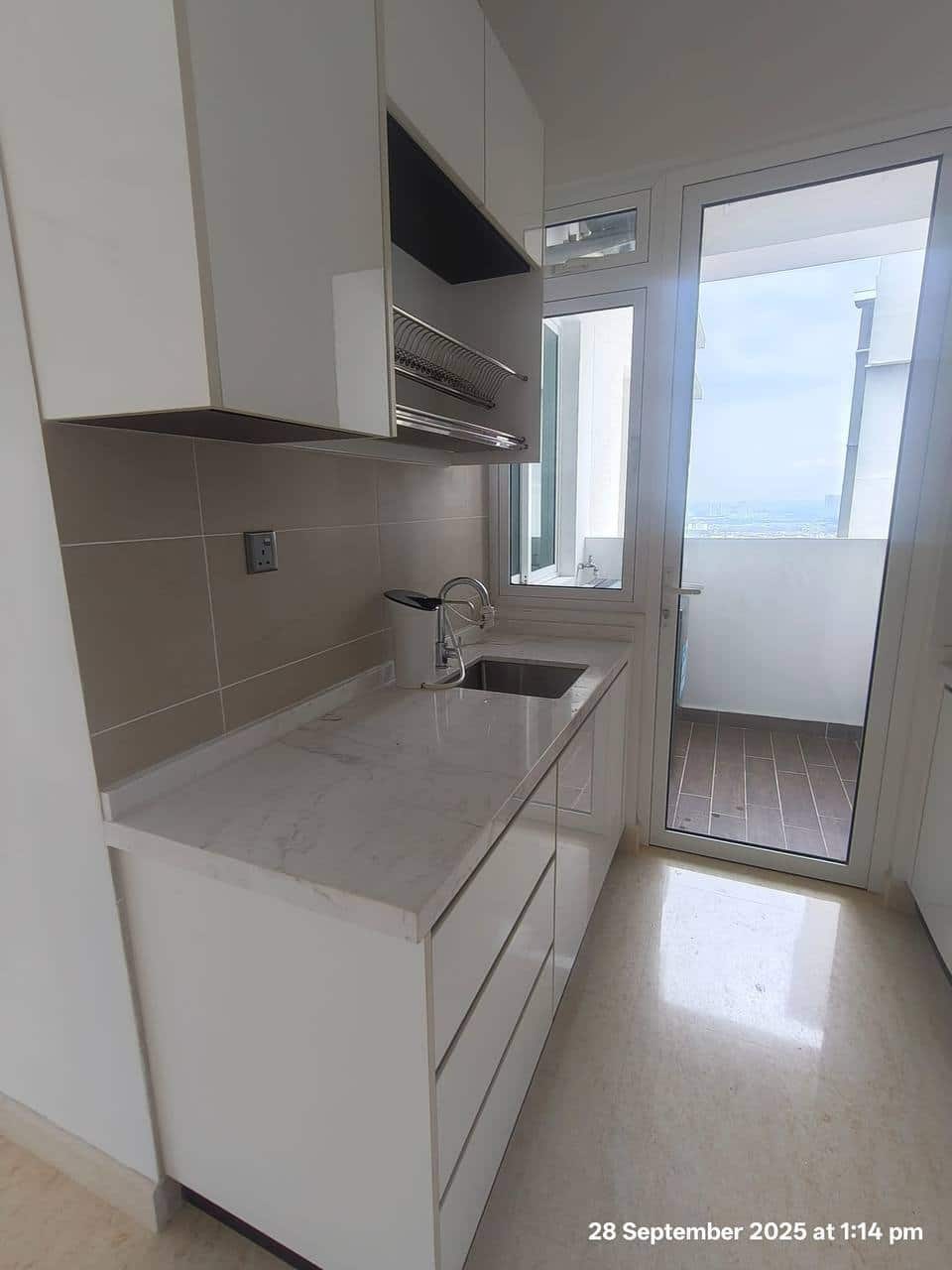 Condominium Tri Tower 3