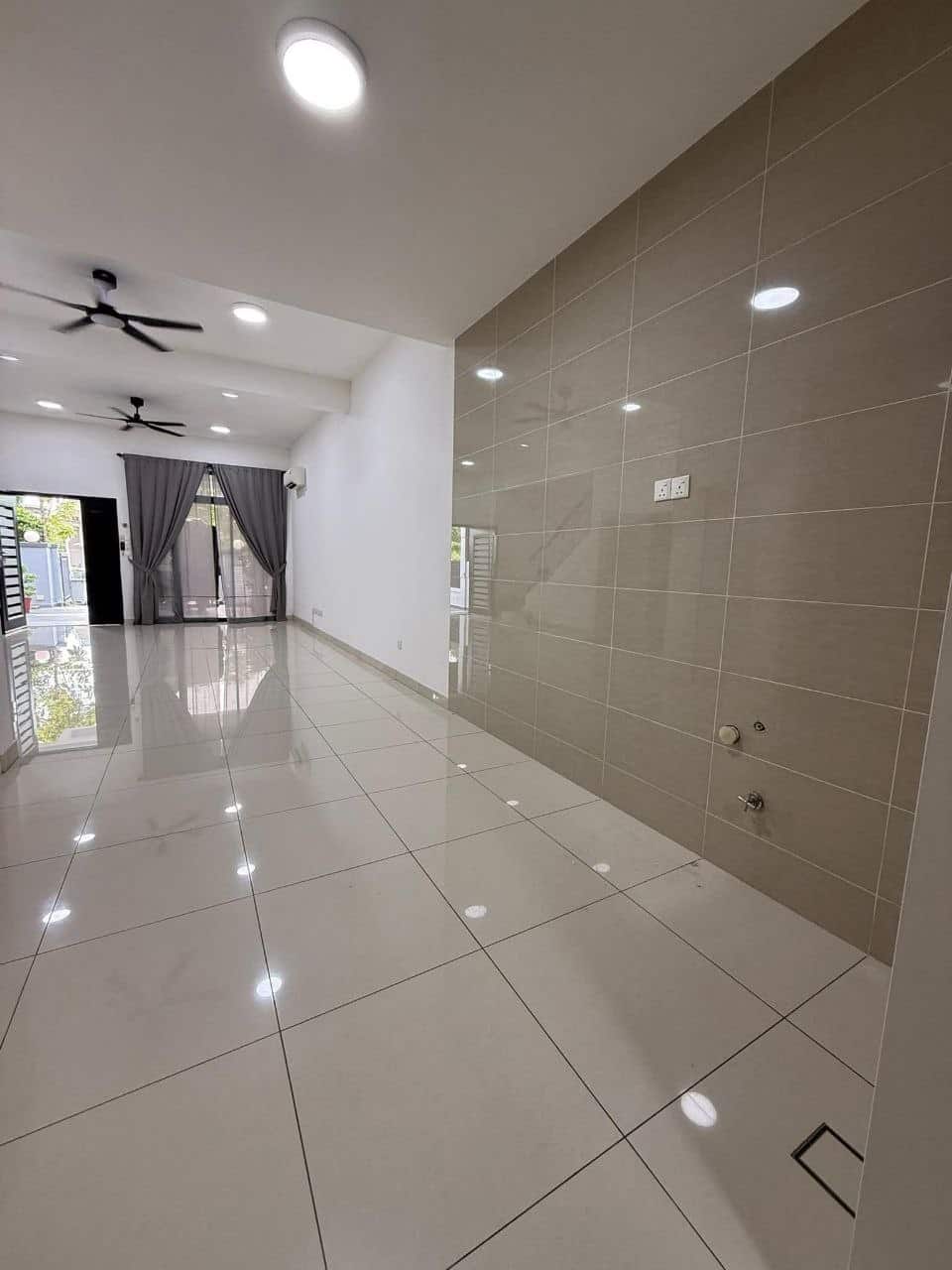 2-Storey Terrace Horizon Hills Valley West 1