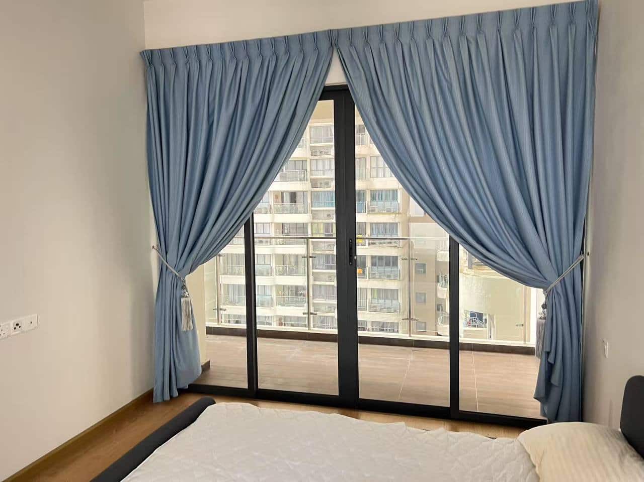 Condominium Country Garden Danga Bay 5