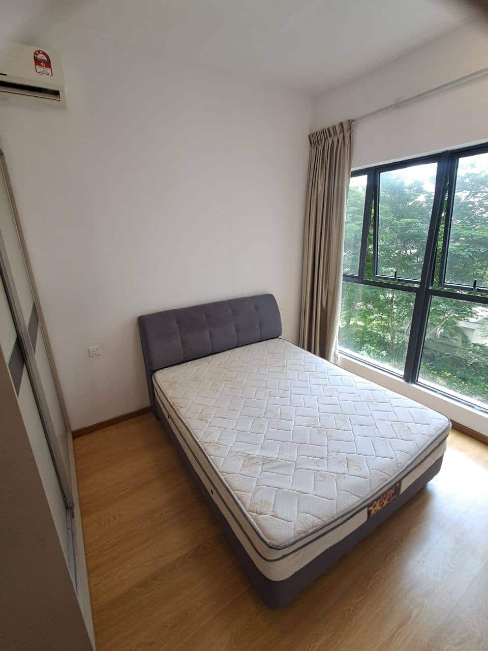 Condominium Country Garden Danga Bay 3