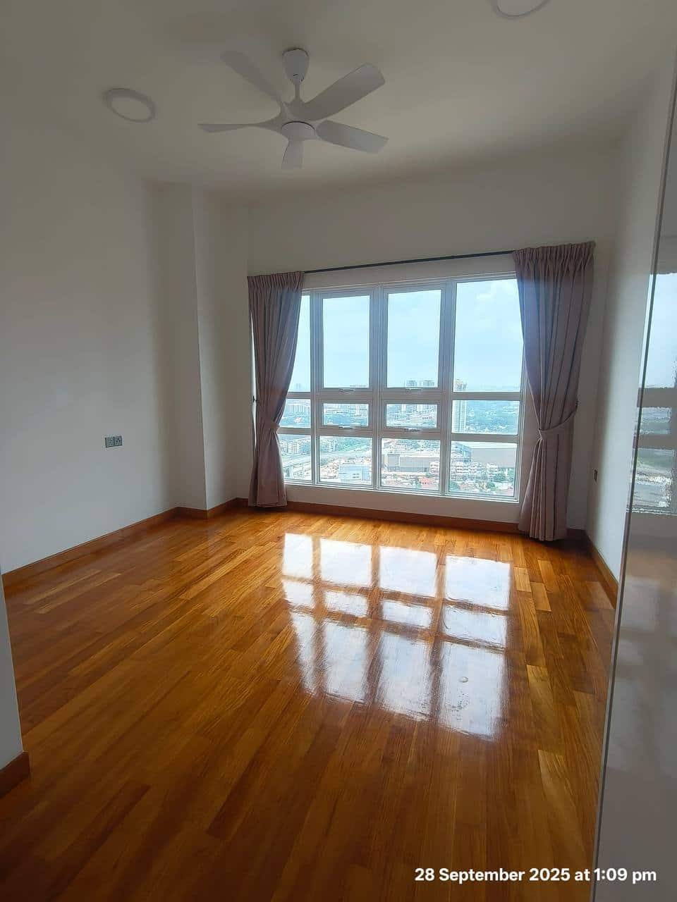 Condo Tri Tower 2