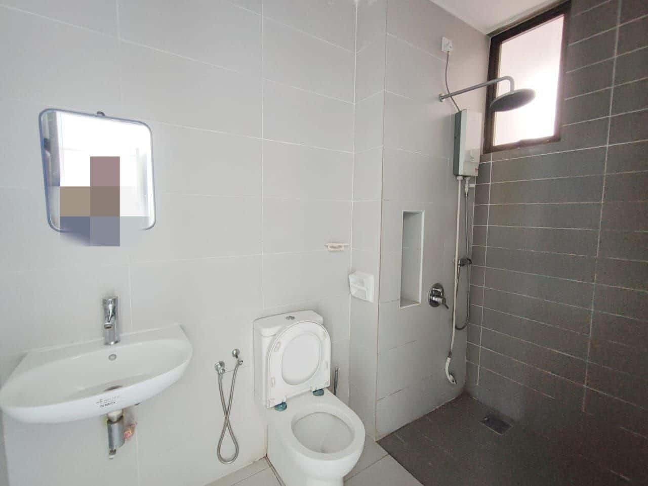 Condo Parc Regency Plentong 9