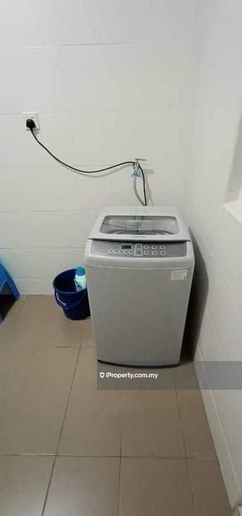 Condominium Havona @ Mount Austin 10