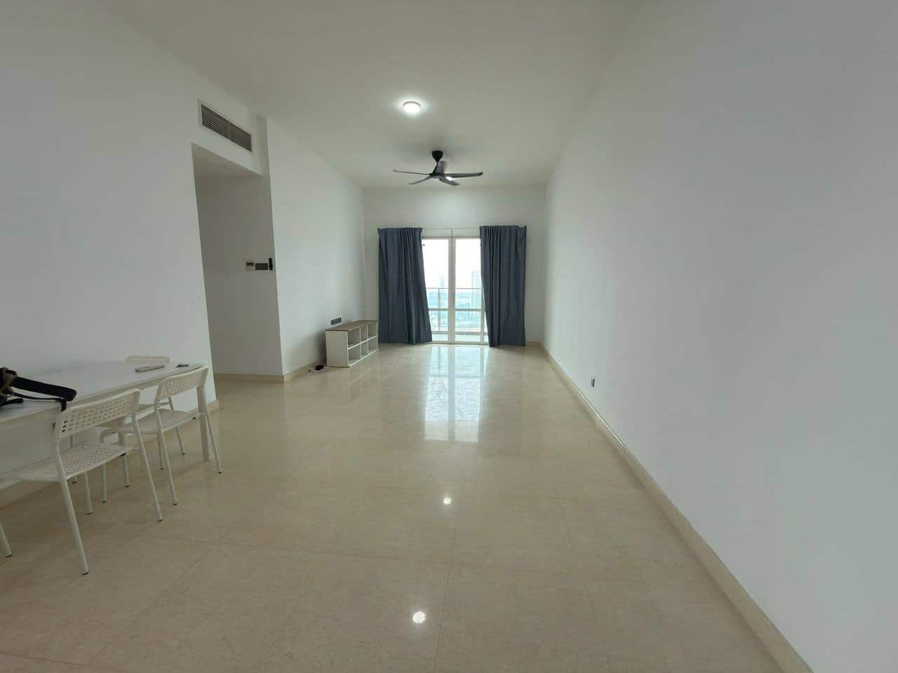 Condominium TriTower Residence 2
