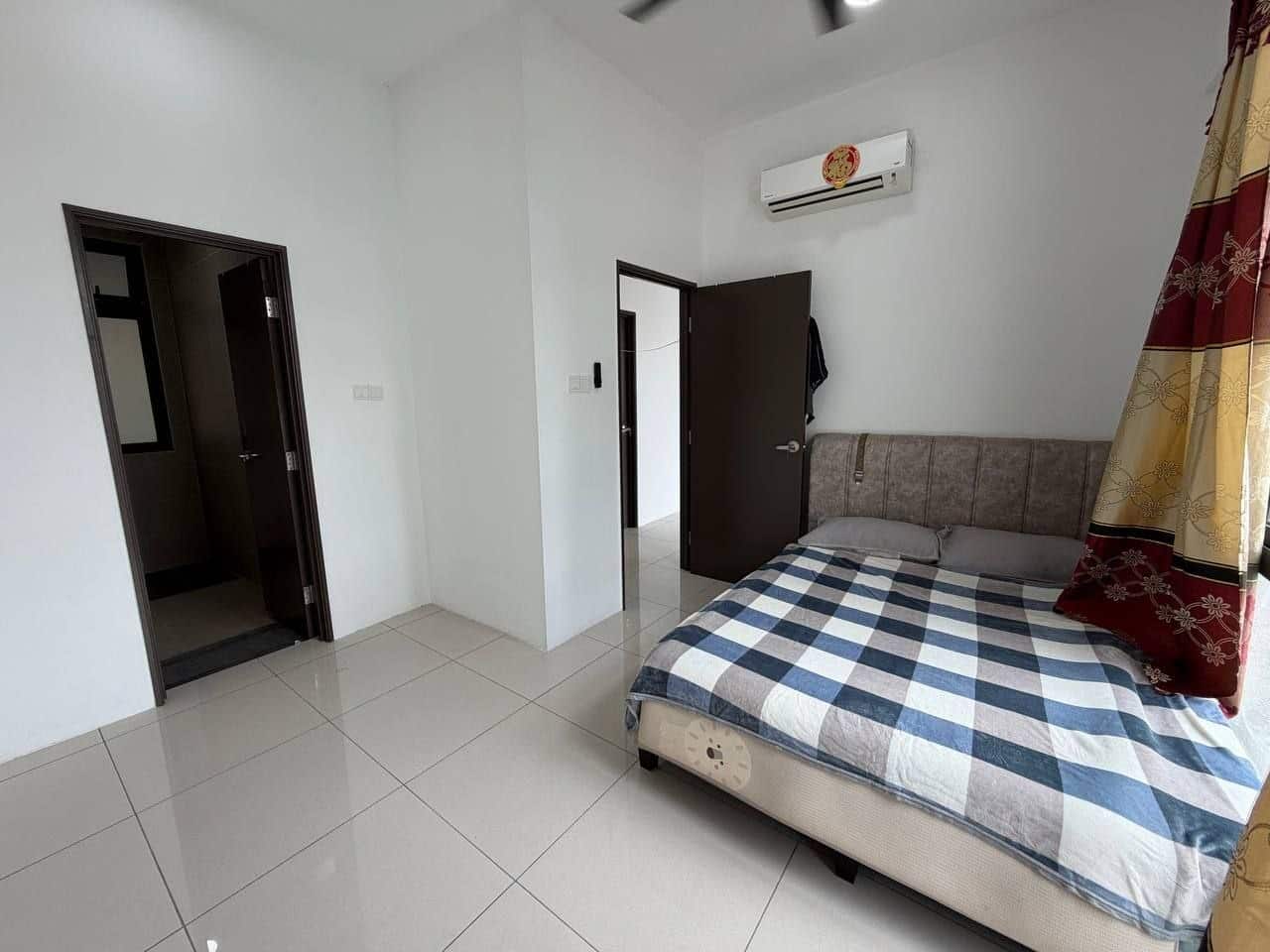 Condo Taman Perling 5