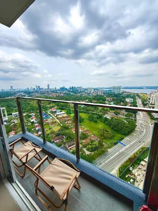 Condominium MBW Bay 2