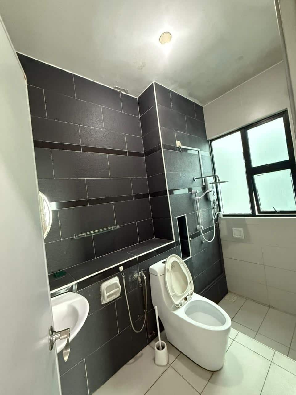 Condo Sky Executive Suites, Bukit Indah 9