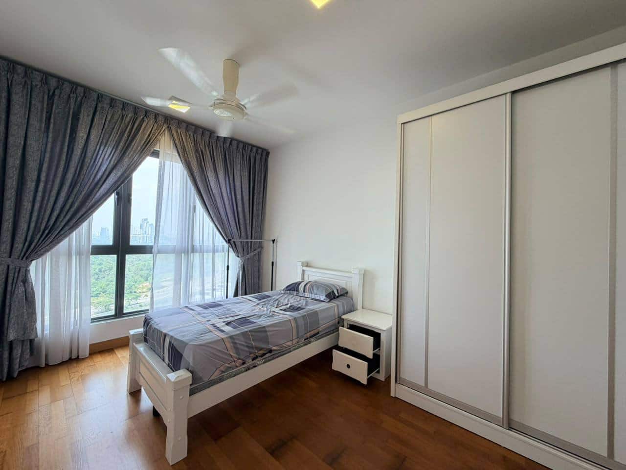 Condo Puteri Harbour 6