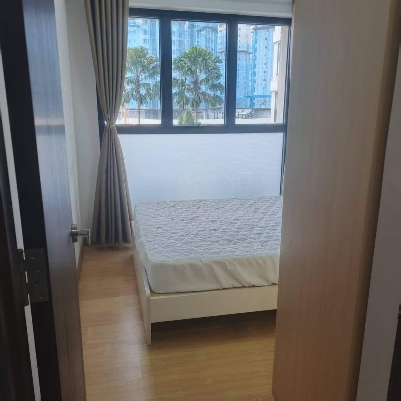 Condo Country Garden Danga Bay 8
