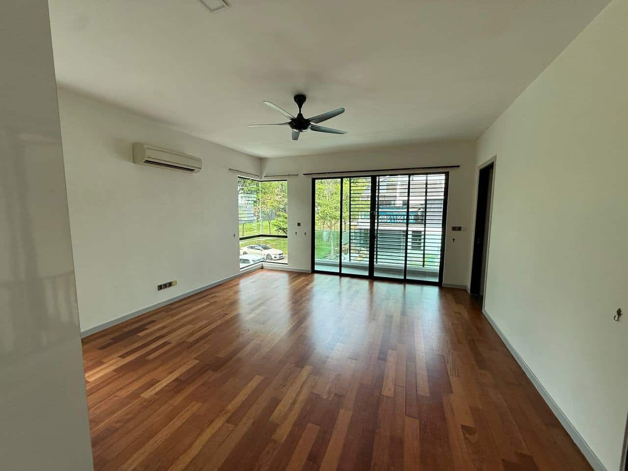 2-Storey Superlink House Harmony Park @ East Ledang 4