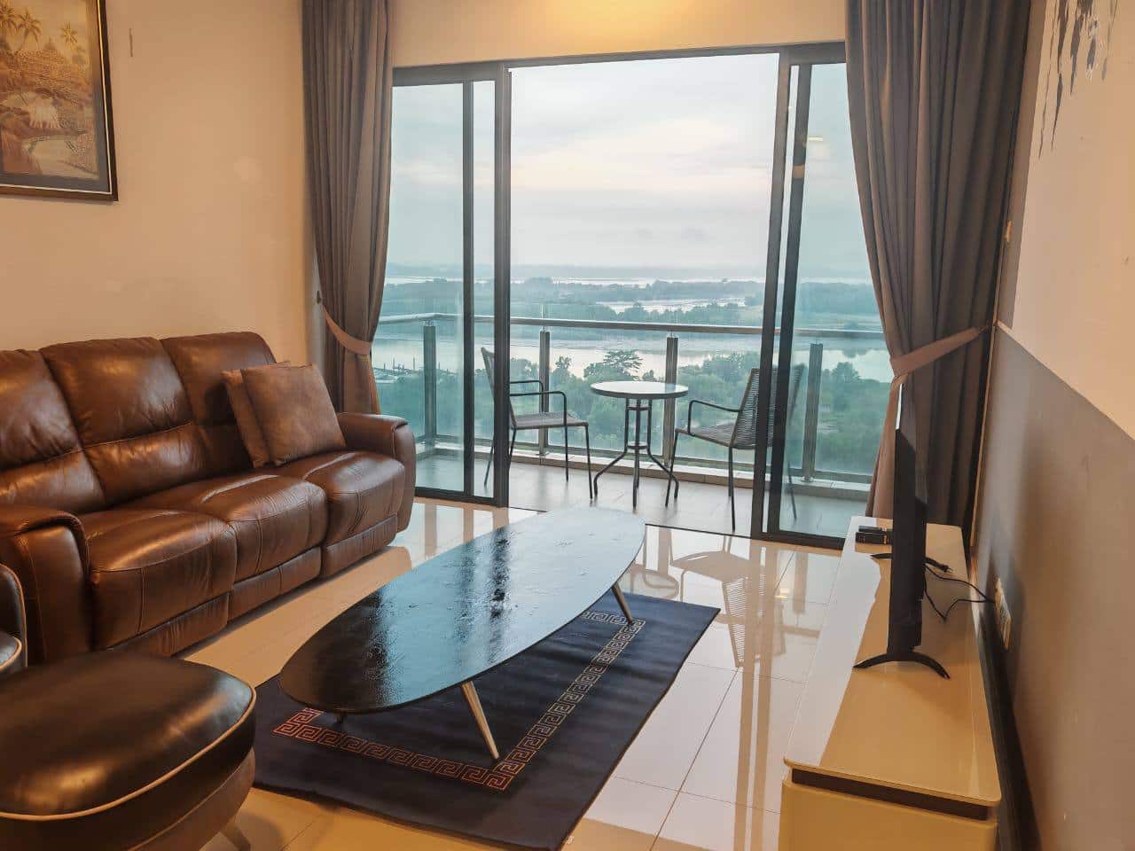 Condo Danga Bay 1