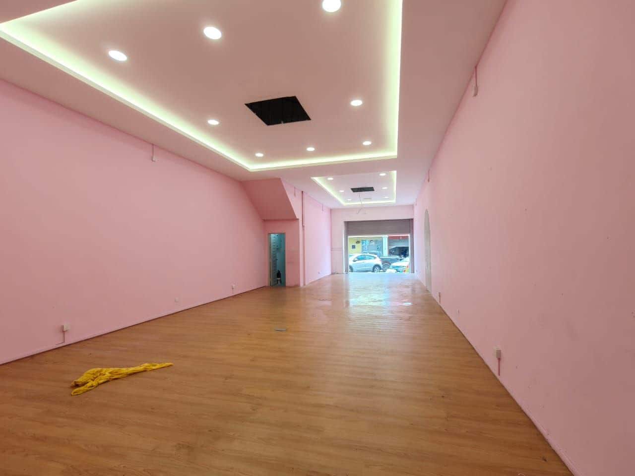 Intermediate Ground floor Mount Austin 5