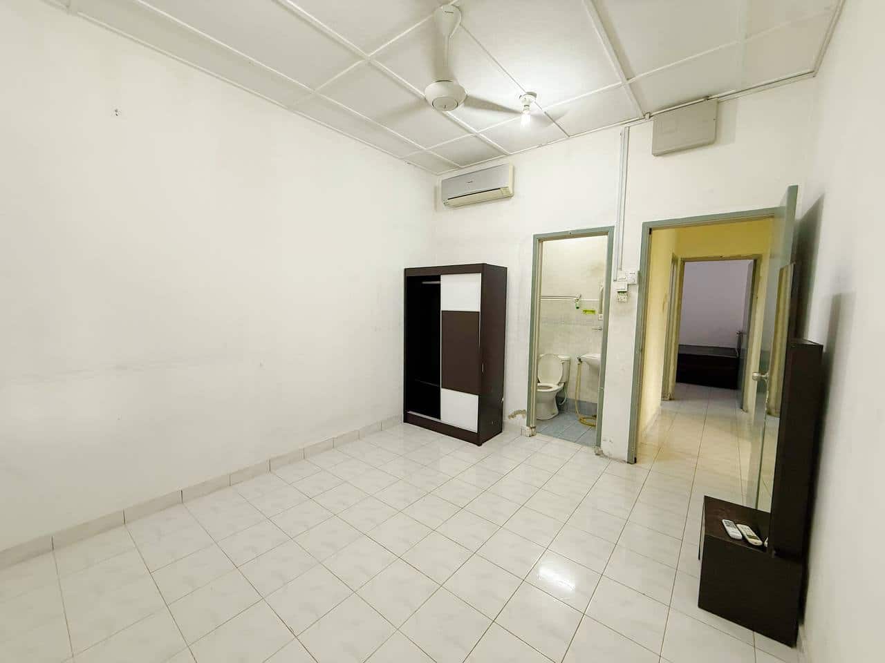 Single Storey Terrace EndLot Taman Bukit Indah 2 6