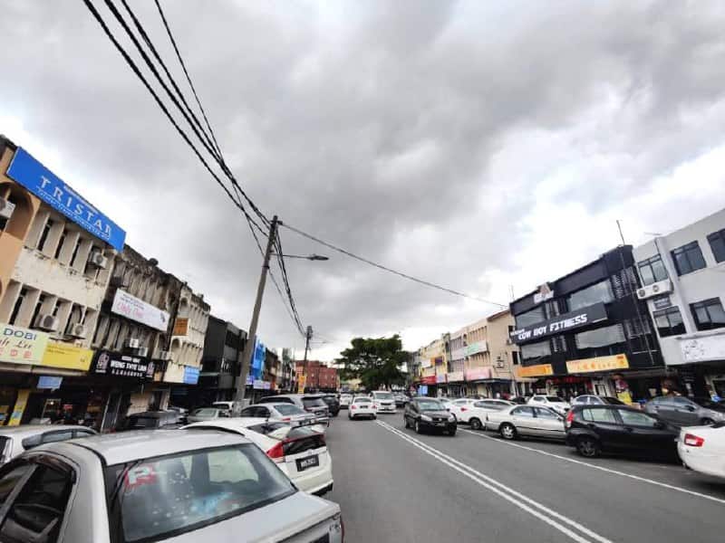 3 Storey Shop lot Taman Sri Pelangi