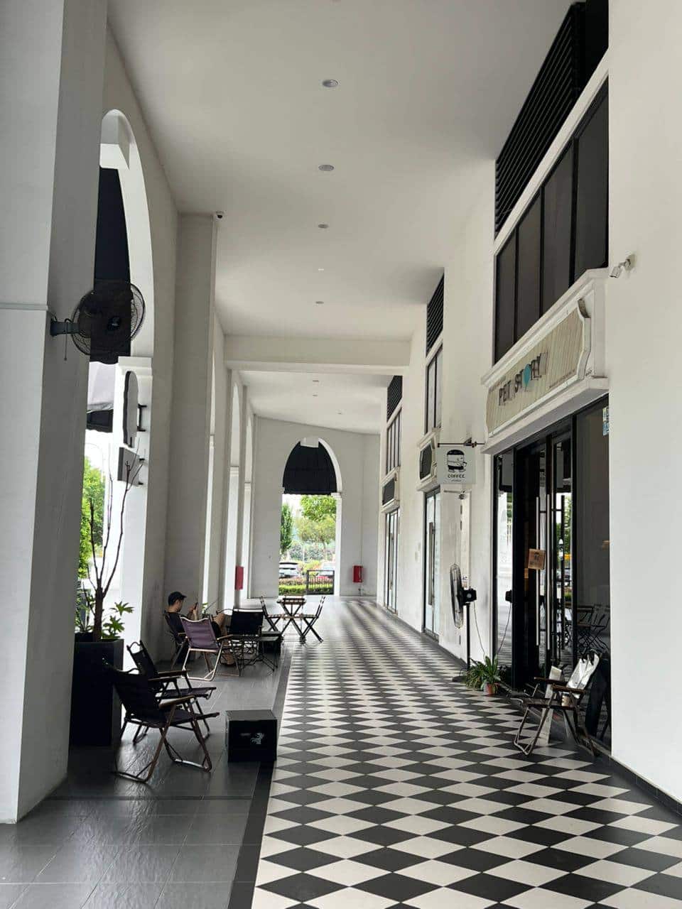 Shoplot Ground floor Eco Palladium