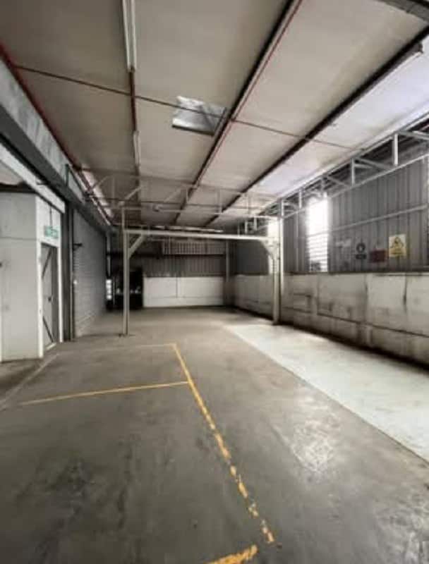Semi Detached Corner Factory Jalan Chenderai 5