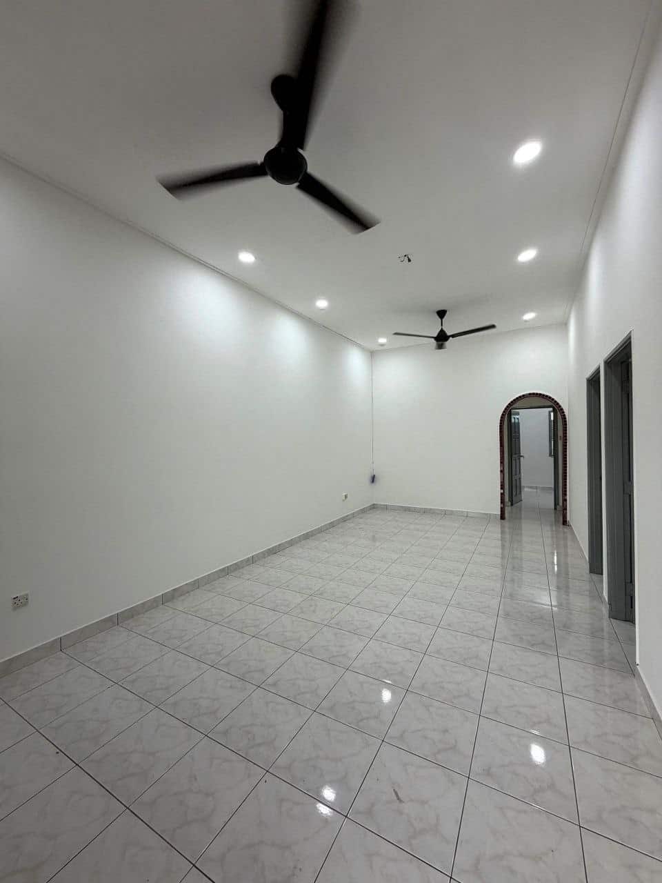 Single Storey Terrace House Ulu Tiram 2
