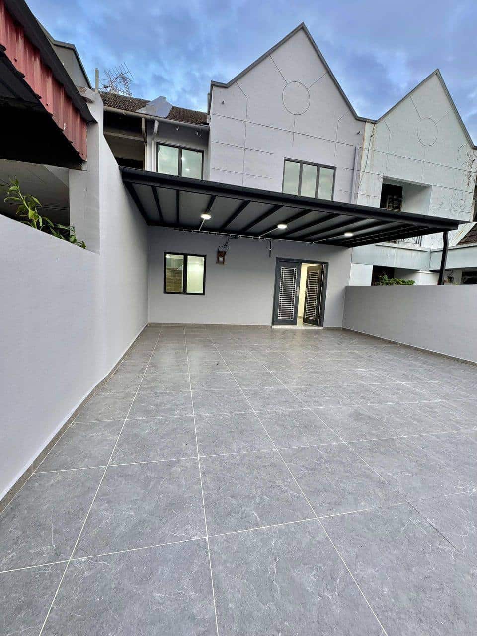 Double Storey Terrace Permas Jaya 3