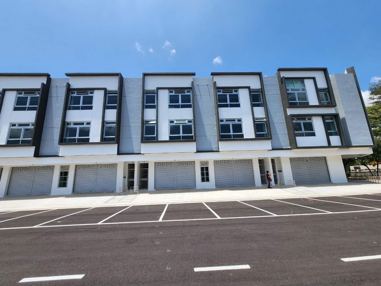 3 Storey Shoplot Adda Heights