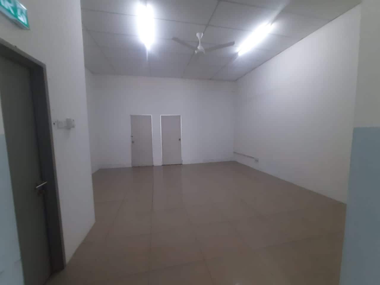 3 Storey Shoplot Danga Walk Street Mall Block B 4