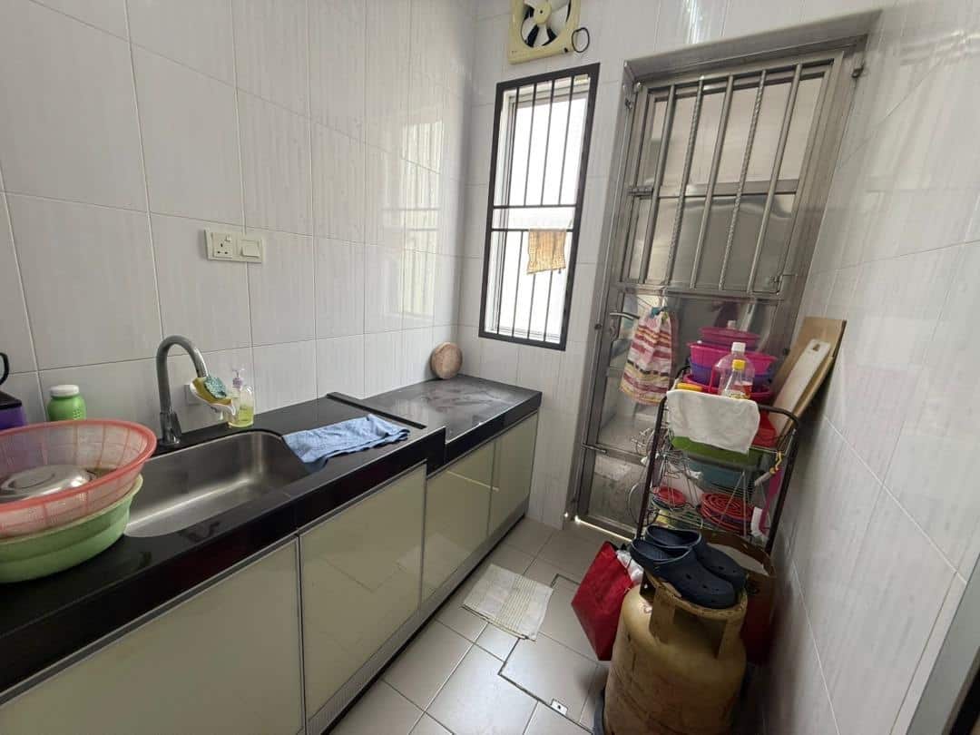 Double Storey Intermediate Taman Setia Indah 10 5