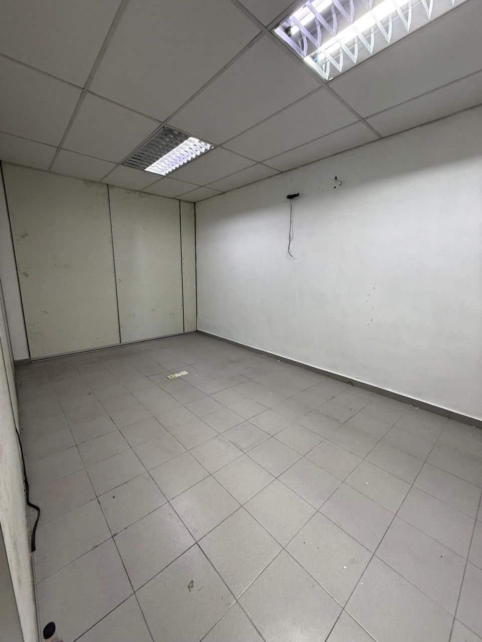 Ground Floor Intermediate Ros Merah 5