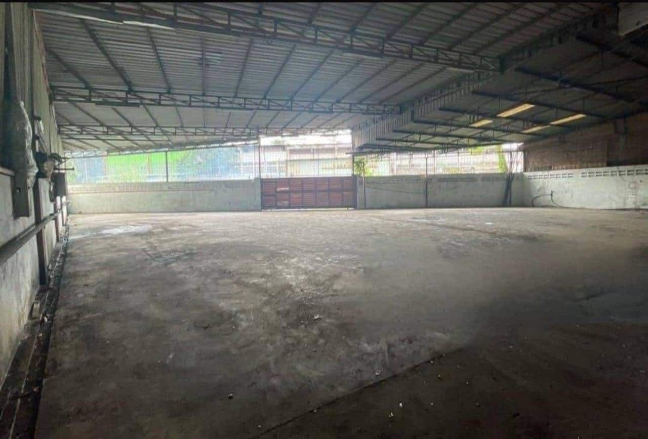 1.5 Storey Semi-D Taman Daya 4