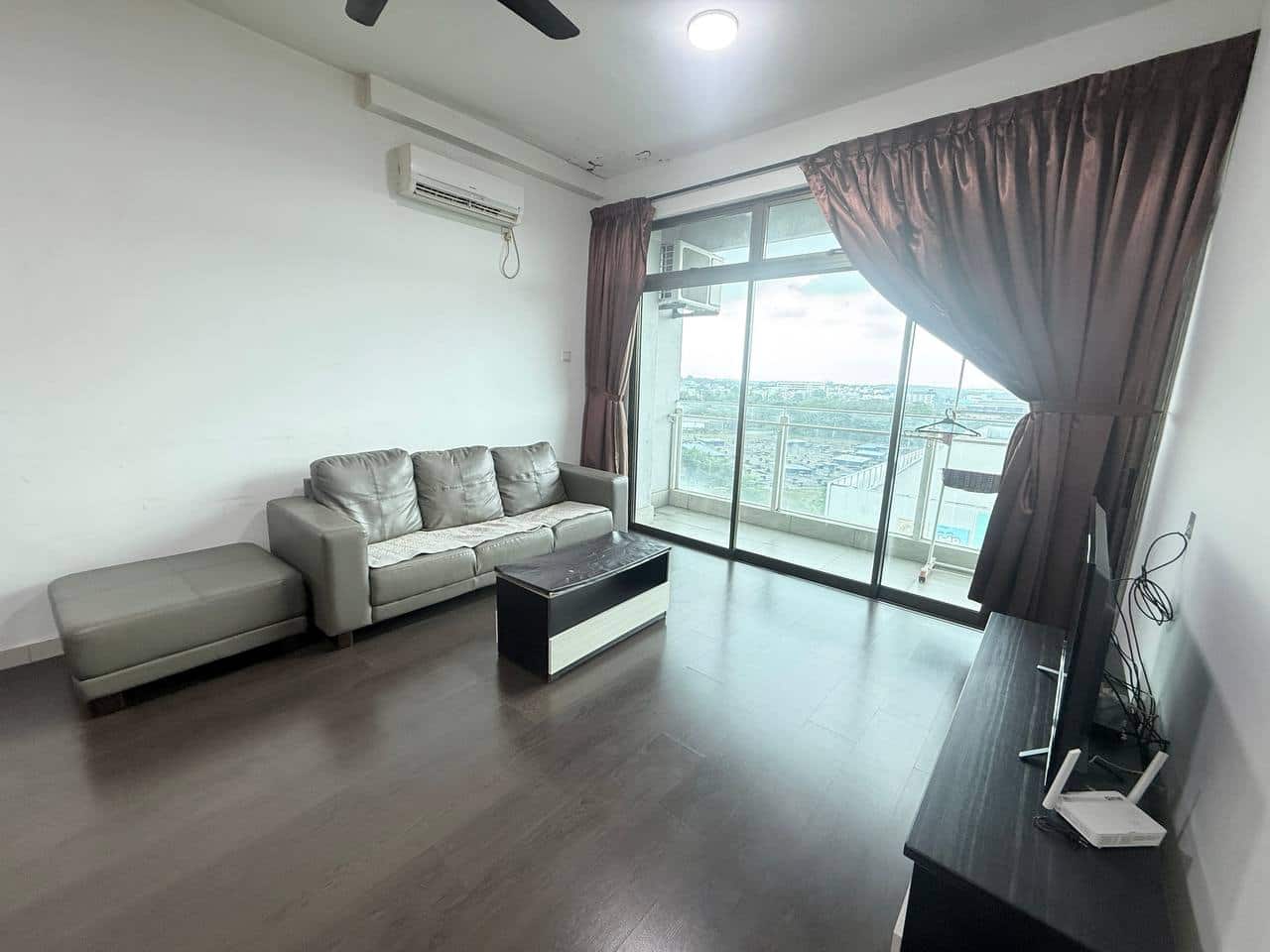 Condo Parc Regency 3