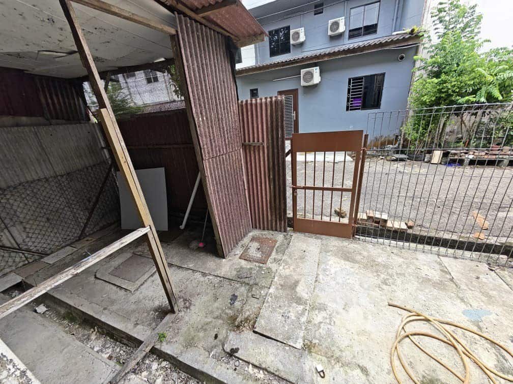 Terrace House Taman Jaya 12