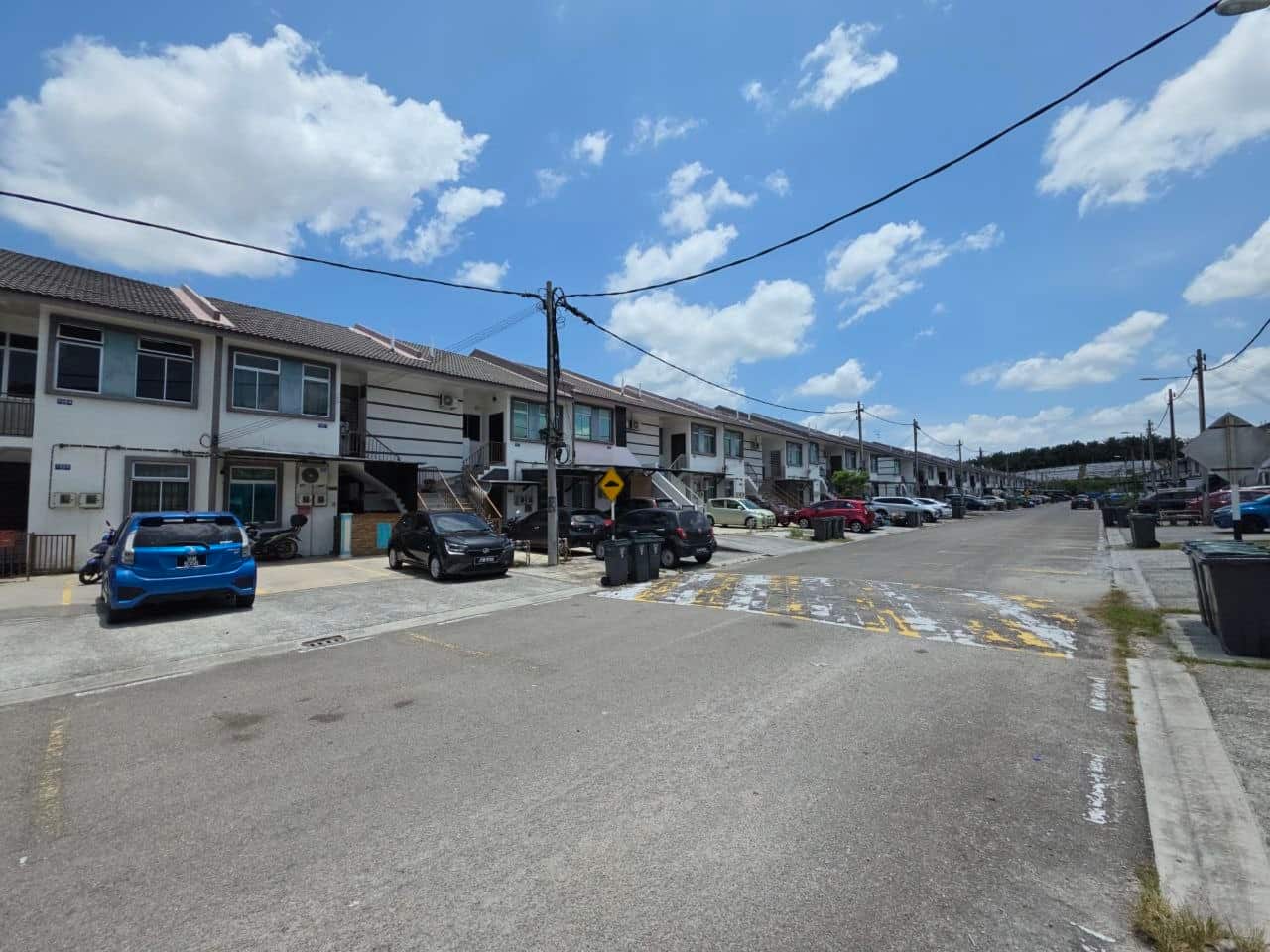 Town House (Upper Floor) Senai Scientax Jaya 1