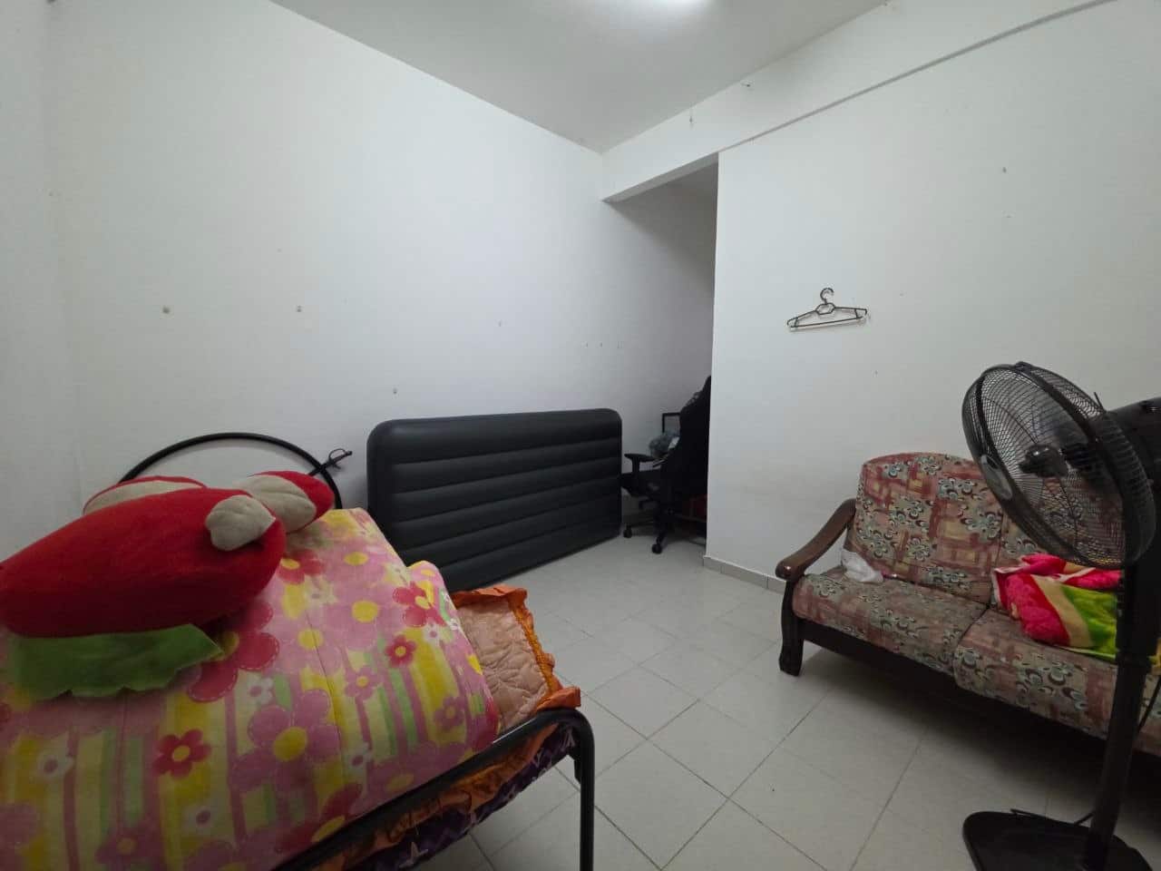 Town House (Upper Floor) Senai Scientax Jaya 7