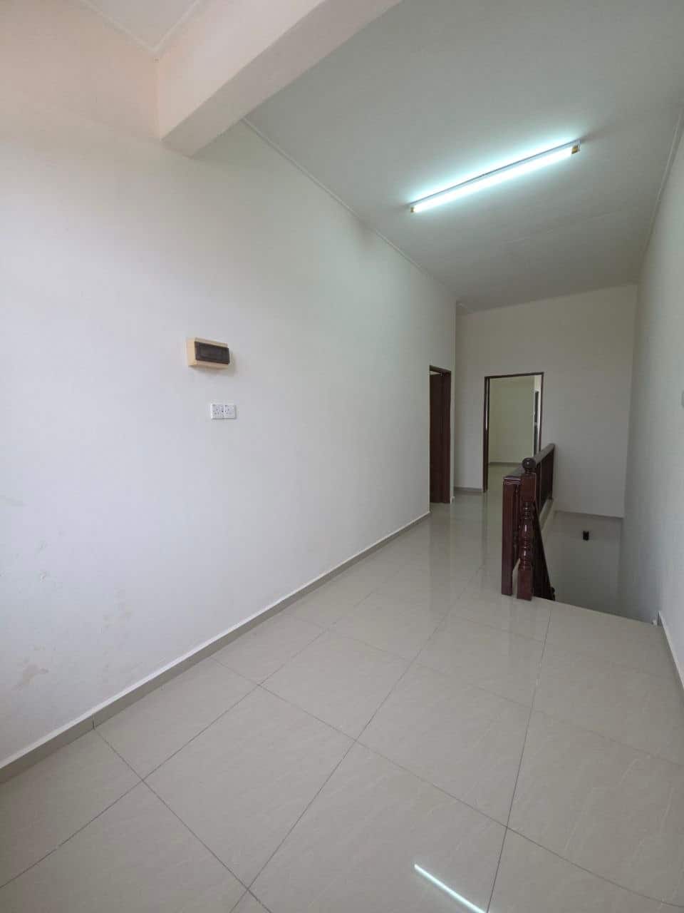 Double Storey Terrace House Jalan Mewah Pekan Nanas 3