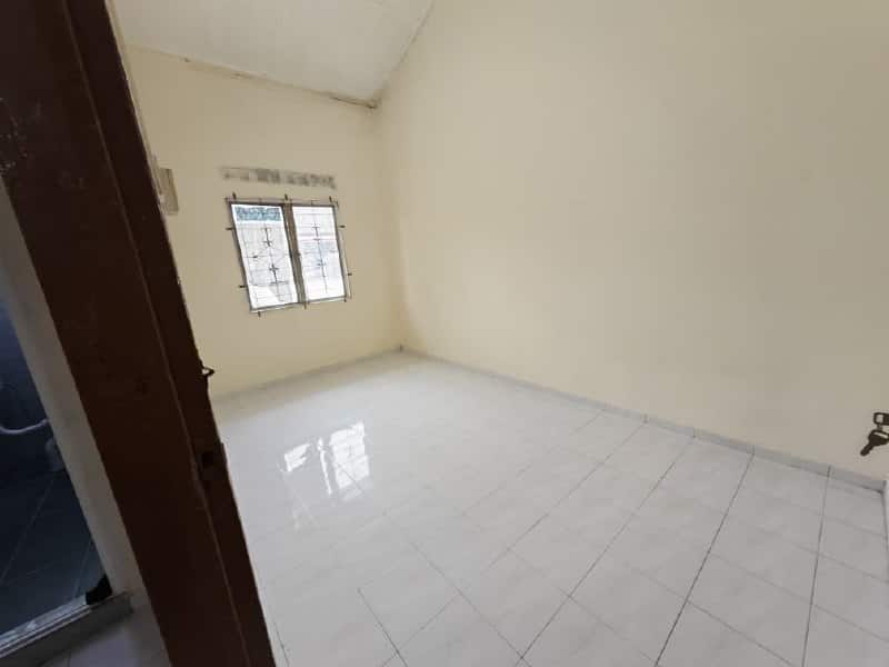 Terrace House Taman Jaya 4