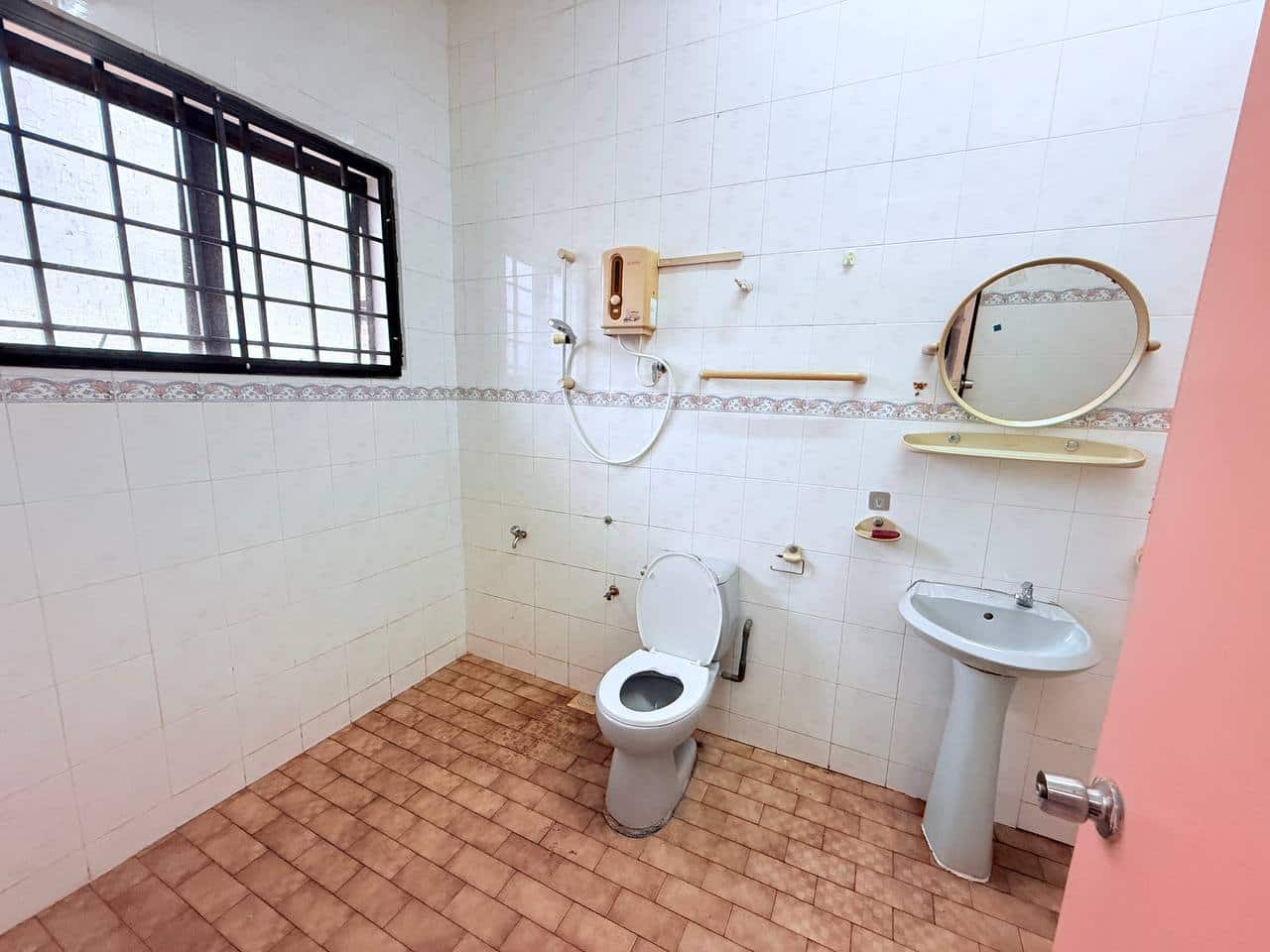 Double Storey Terrace Endlot Taman Maju Jaya 10