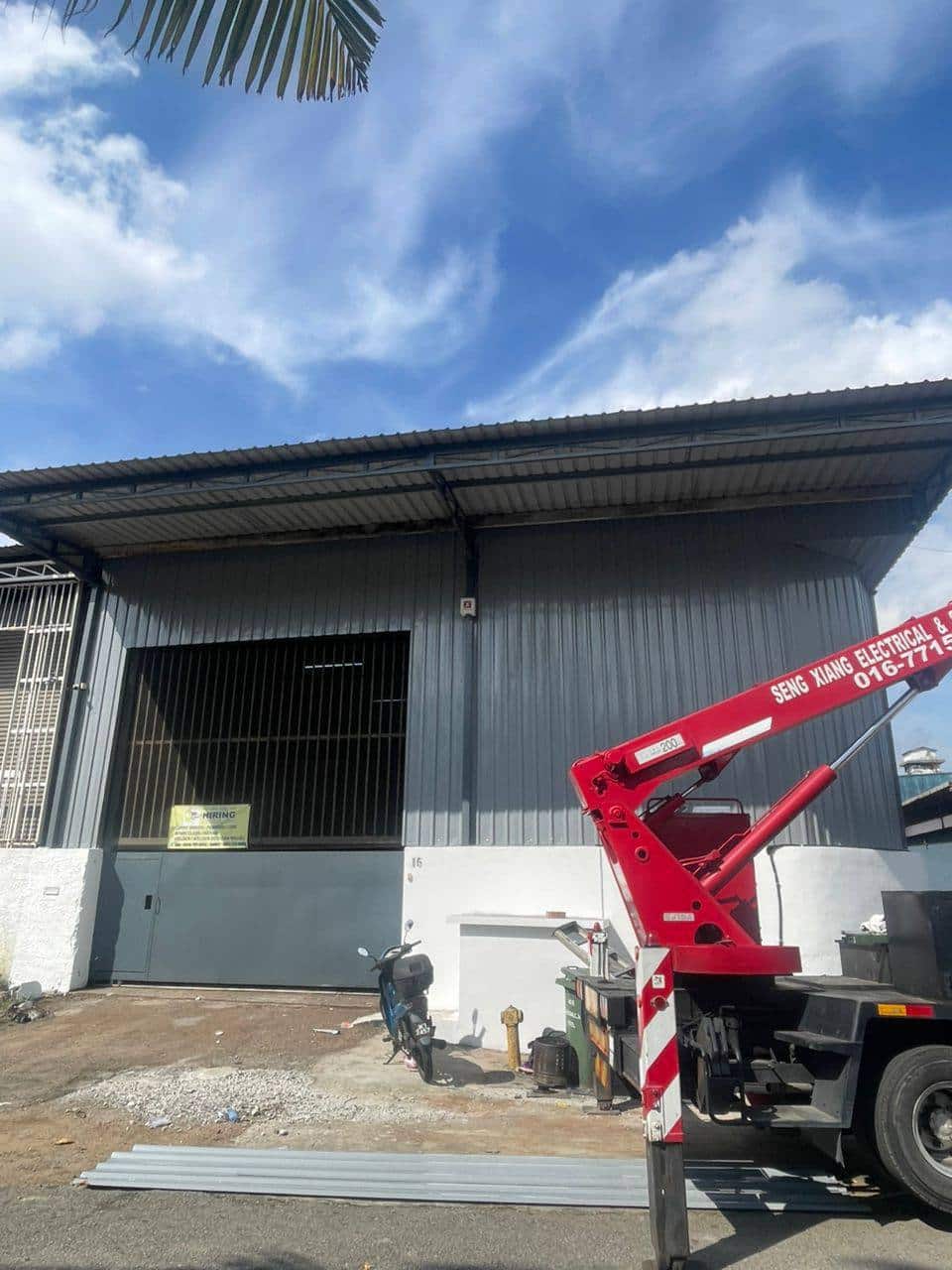 1.5 Storey Terrace Factory Endlot Taman Johor Jaya
