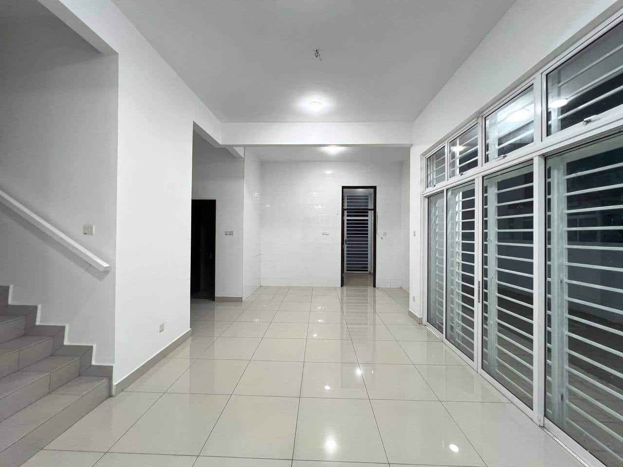 Double storey Semi-D Ponderosa Green 2