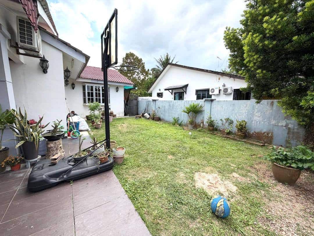 Single Storey Semi D Jalan Api Api 6