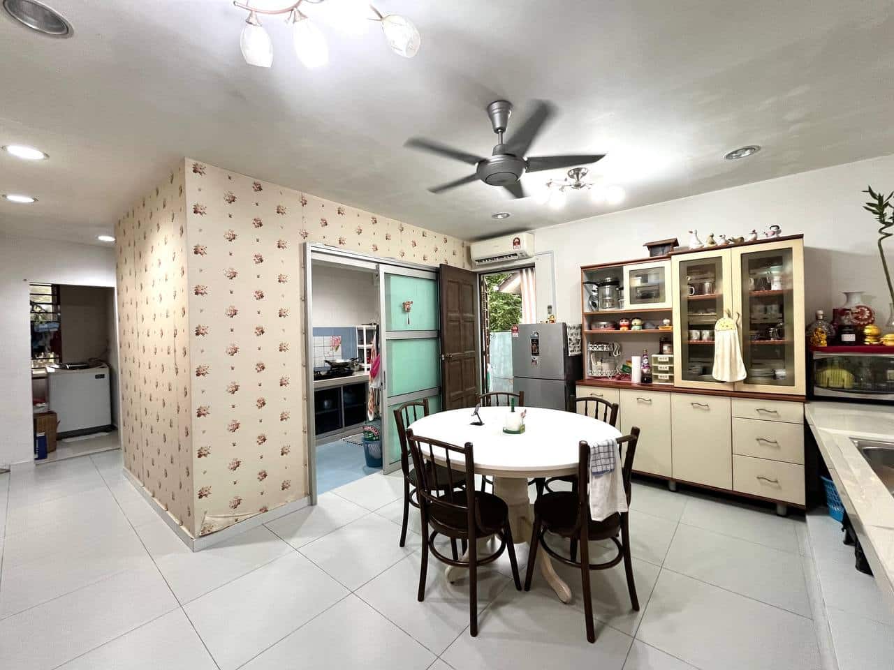 Single Storey Semi D Jalan Api Api 3
