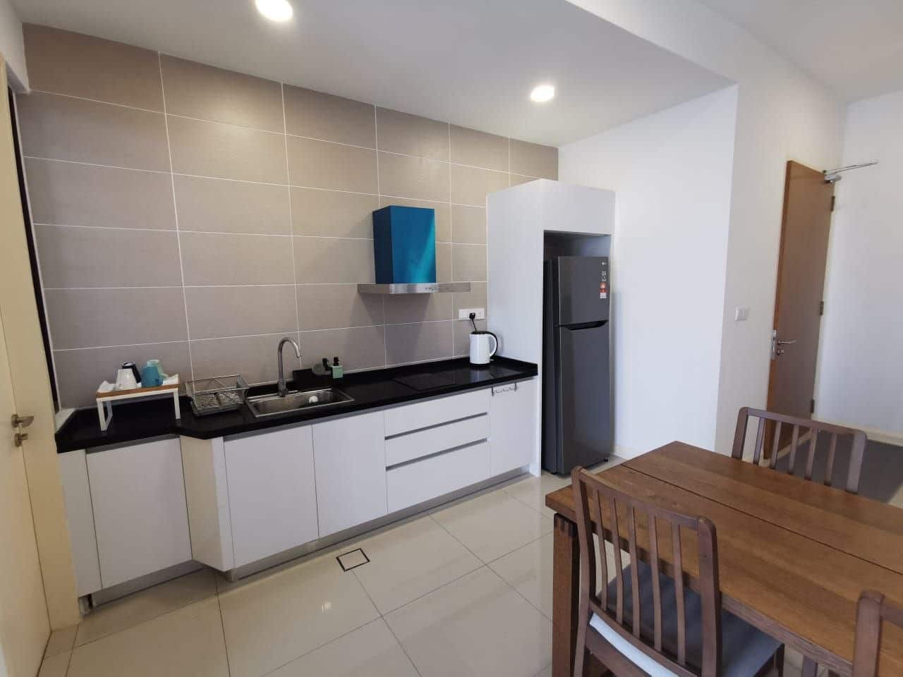 Condo D'Pristine Residence 7