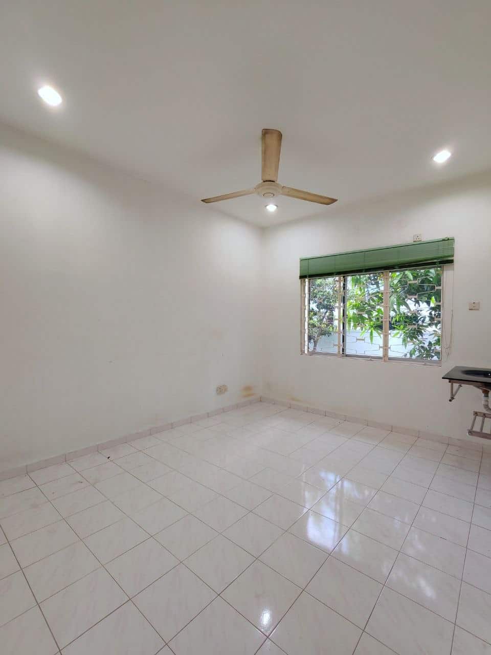 Single Storey Bungalow Majidee Park 7