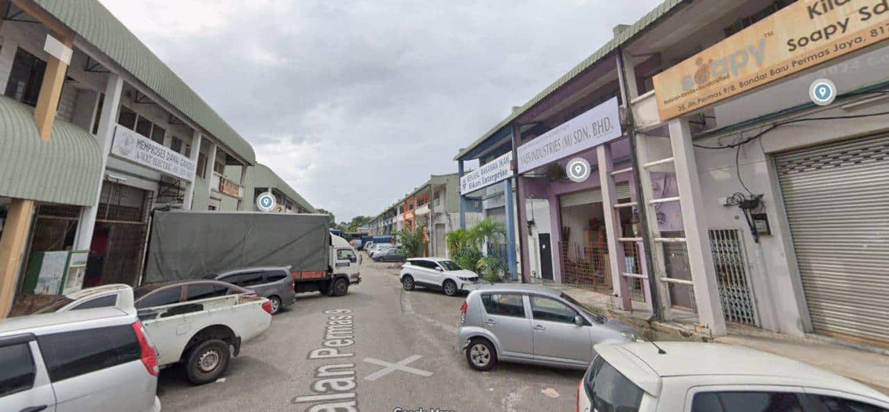 1.5 Storey Terrace Factory Permas Jaya 4