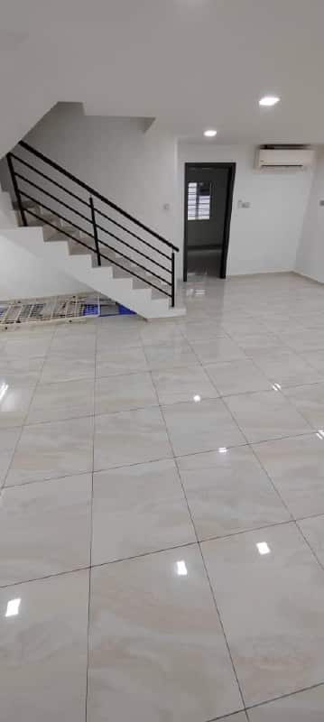 Double Storey Terrace Dedap 27, Taman Johor Jaya 4