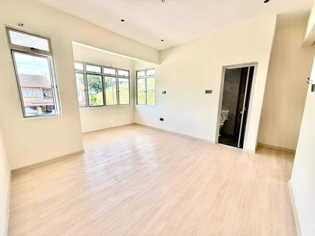 Double Storey Terrace House Jalan Permas 8 5