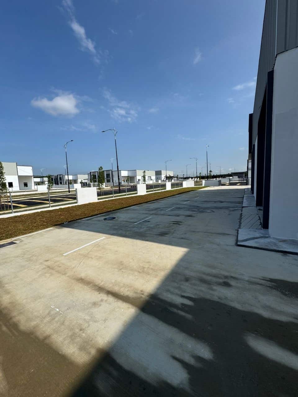 Corner unit Medium industry Eco Business Park 1 Phase 3 3