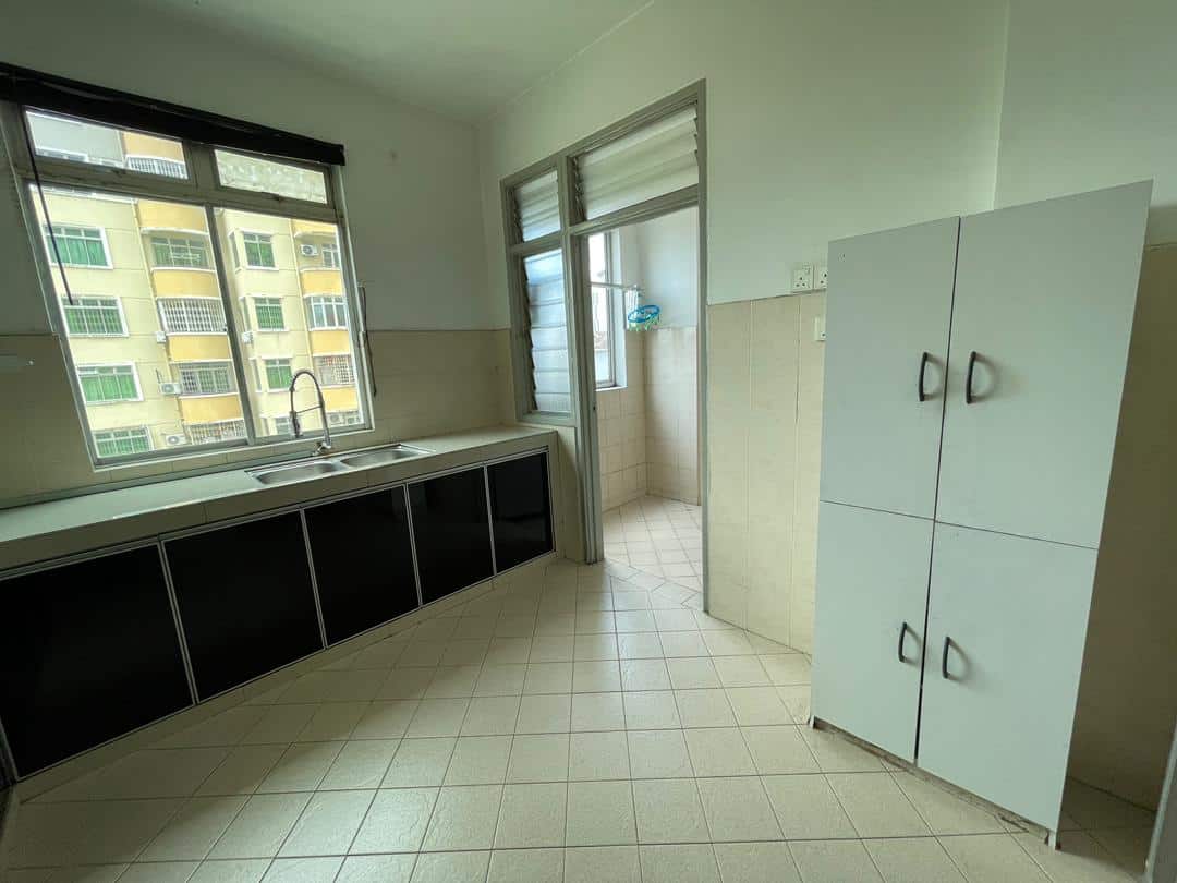 Service Apartment Bayu Puteri 1 2