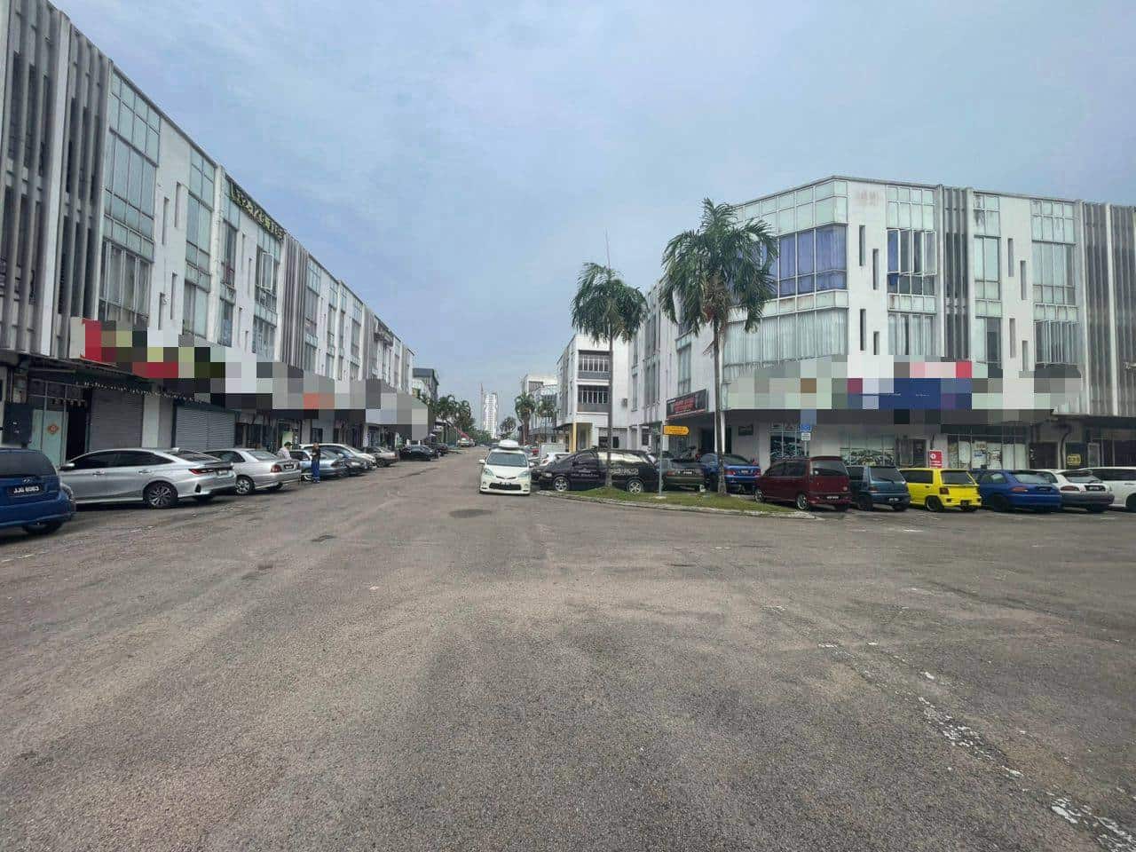 3-Storey Corner Shoplot Oasis 2 @ Kota Puteri