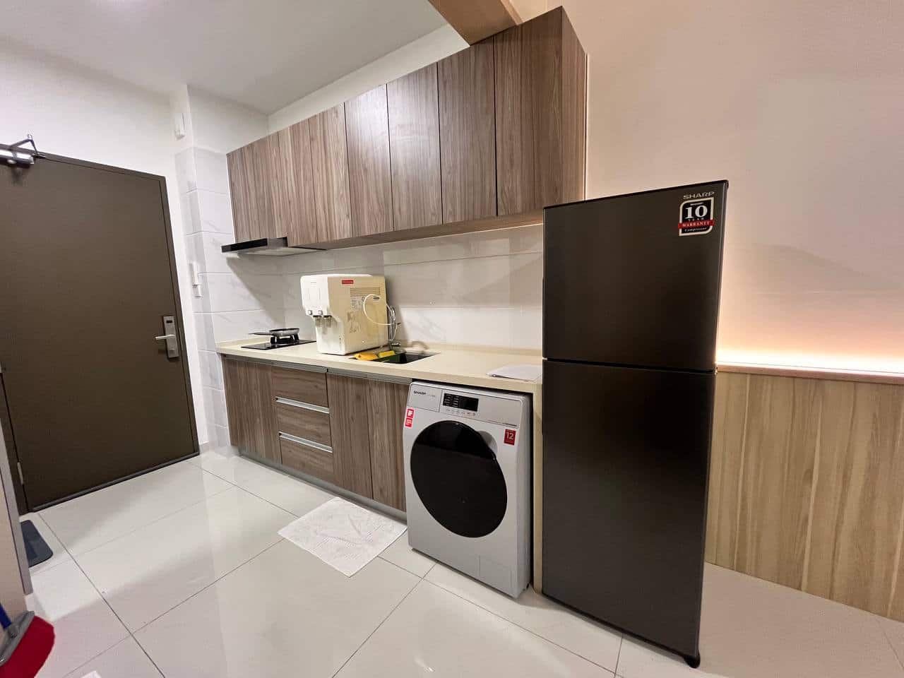 Studio Central Park, Tampoi 6